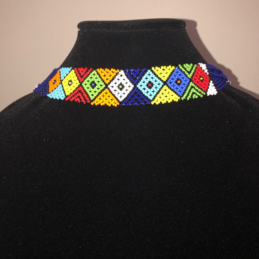 Traditionally Handmade Beaded Necklace - Picture 5 of 5